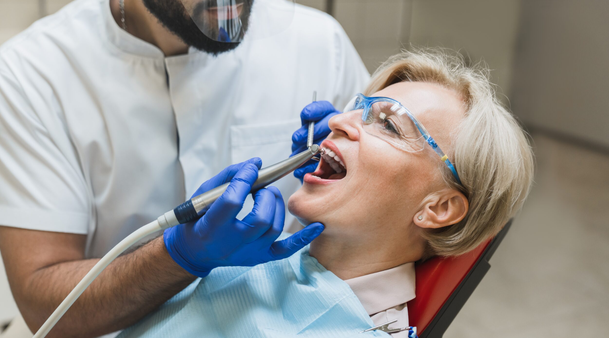 dental insurance that covers implants